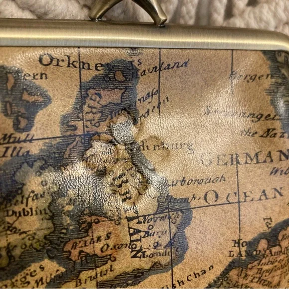 Patricia Nash Borse Coin Purse in European Map Print - Picture 3 of 8